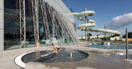 Na tę wieś mówią "polski Kuwejt". Sprawdziliśmy, czy naprawdę jest tak bogata