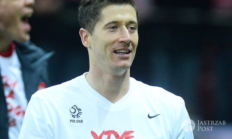 EURO 2016: Robert Lewandowski pokazał swój posiłek przed meczem ze Szwajcarią. Stosuje się do zaleceń Ani?