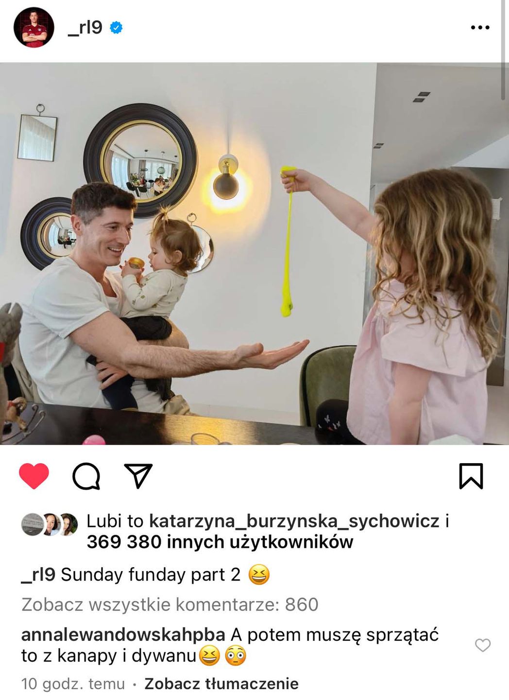 Robert Lewandowski z córkami