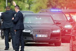 Kolumna pędzi środkiem trasy i spycha inne auta. Nagranie trafiło do sieci