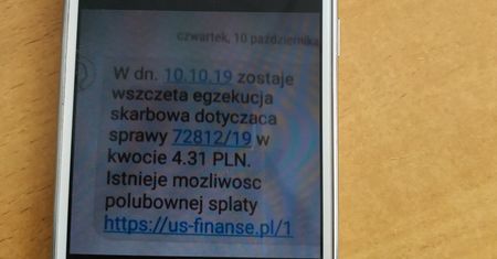 Uwaga na nowe oszustwo. Fiskus ostrzega przed fałszywymi SMS-ami