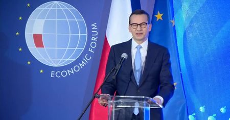 Premier: Cały świat dotknął kryzys o dawno niewidzianych proporcjach