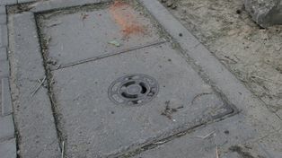 Tragedia w Żarowej. Wózek najechał na studzienkę. 80-latka nie przeżyła