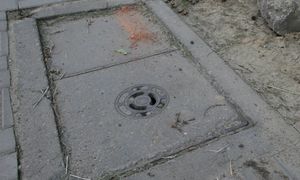 Tragedia w Żarowie. Wózek najechał na studzienkę. 80-latka nie przeżyła