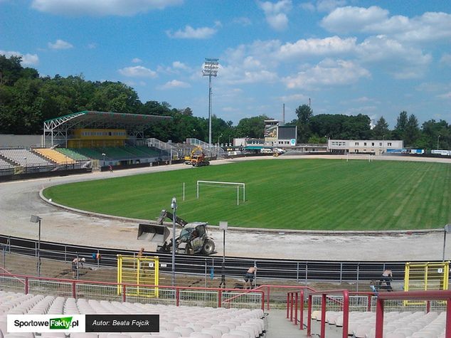 Prace na Stadionie Miejskim w Rybniku przebiegają w imponującym tempie