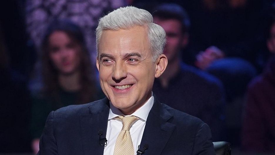 Hubert Urbański nie tylko prowadzi "Milionerów", ale sam jest milionerem