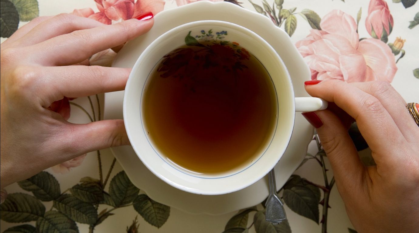 Wybierając herbatę, warto pamiętać, że może ona przynieść więcej szkody niż korzyści
