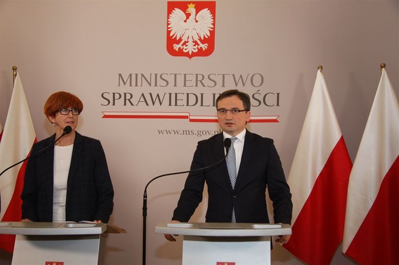 "Utrzymanie dziecka i zapewnienie mu godnych warunków życia jest podstawowym obowiązkiem" - mówił Zbigniew Ziobro.