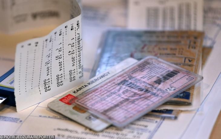 Dla osób, które nie radzą sobie testami czy manewrami w polskich miastach, opcja wyrobienia prawa jazdy np. na Ukrainie może być kusząca.