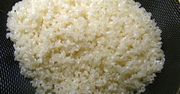 Surowy biały ryż krótkoziarnisty (niewzbogacony)
