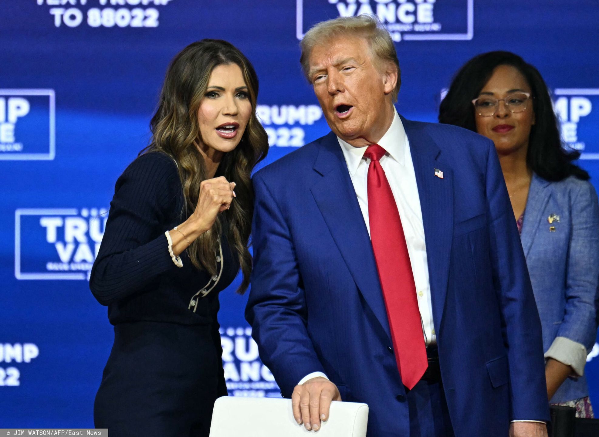 Archiwum zagraniczne East News 2024-11
(FILES) Former US President and Republican presidential candidate Donald Trump speaks with moderator and South Dakota Governor Kristi Noem during a town hall at the Greater Philadelphia Expo Center and Fairgrounds in Oaks, Pennsylvania, on October 14, 2024. US President-elect Donald Trump was expected on November 12, 2024, to pick South Dakota Governor Kristi Noem to head the US Department of Homeland Security, a powerful post at the center of the incoming president's tough-on-immigration policies. (Photo by Jim WATSON / AFP)
JIM WATSON