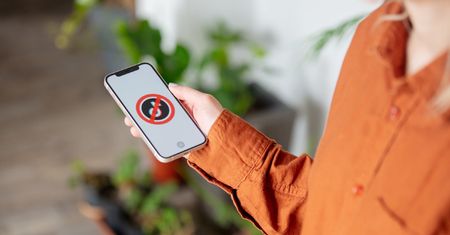 Ku niezadowoleniu studentów, TikTok został zakazany na uniwersytetach
