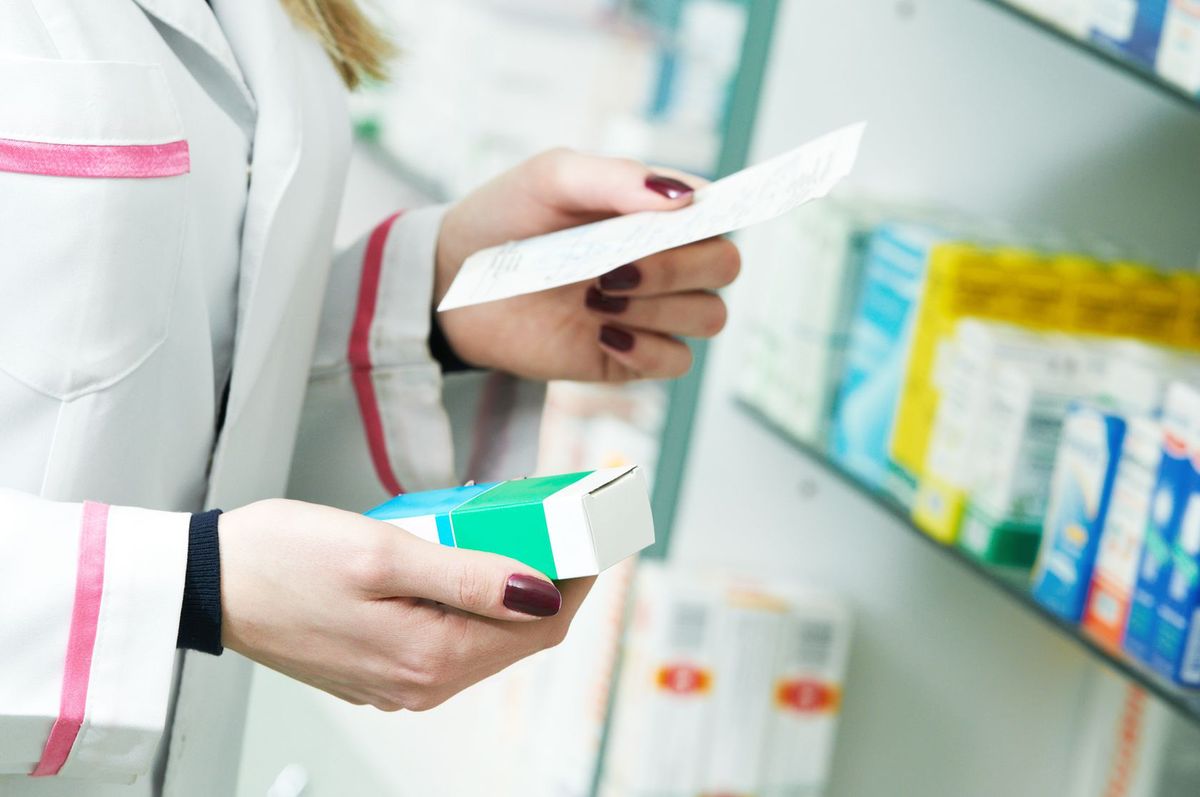 Łatwiejszy dostęp do leków dla emerytów. Sejm przyjął zmiany przepisów