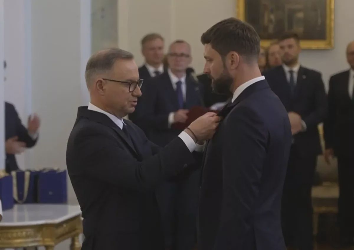 Na koniec Andrzej Duda odznaczył swoich. Ordery dla byłego szefa RDC i brata Michała Rachonia