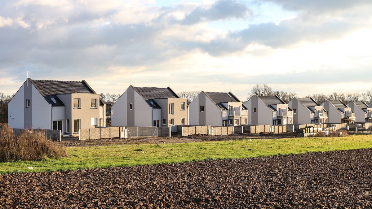 dom, domy, osiedle, mieszkanie, ulica, rodzina, inwestycje, pole, architektura, gospodarstwo domowe