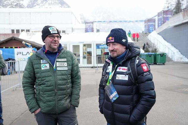 Robert Mateja (z lewej) i Adam Małysz / Fot. TOMASZ MARKOWSKI / NEWSPIX