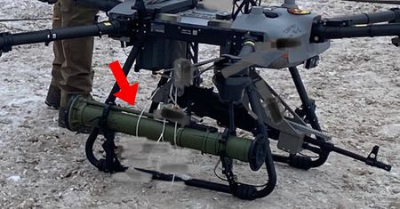 Rolniczy dron w Ukrainie. Producent nie przewidział tego zastosowania