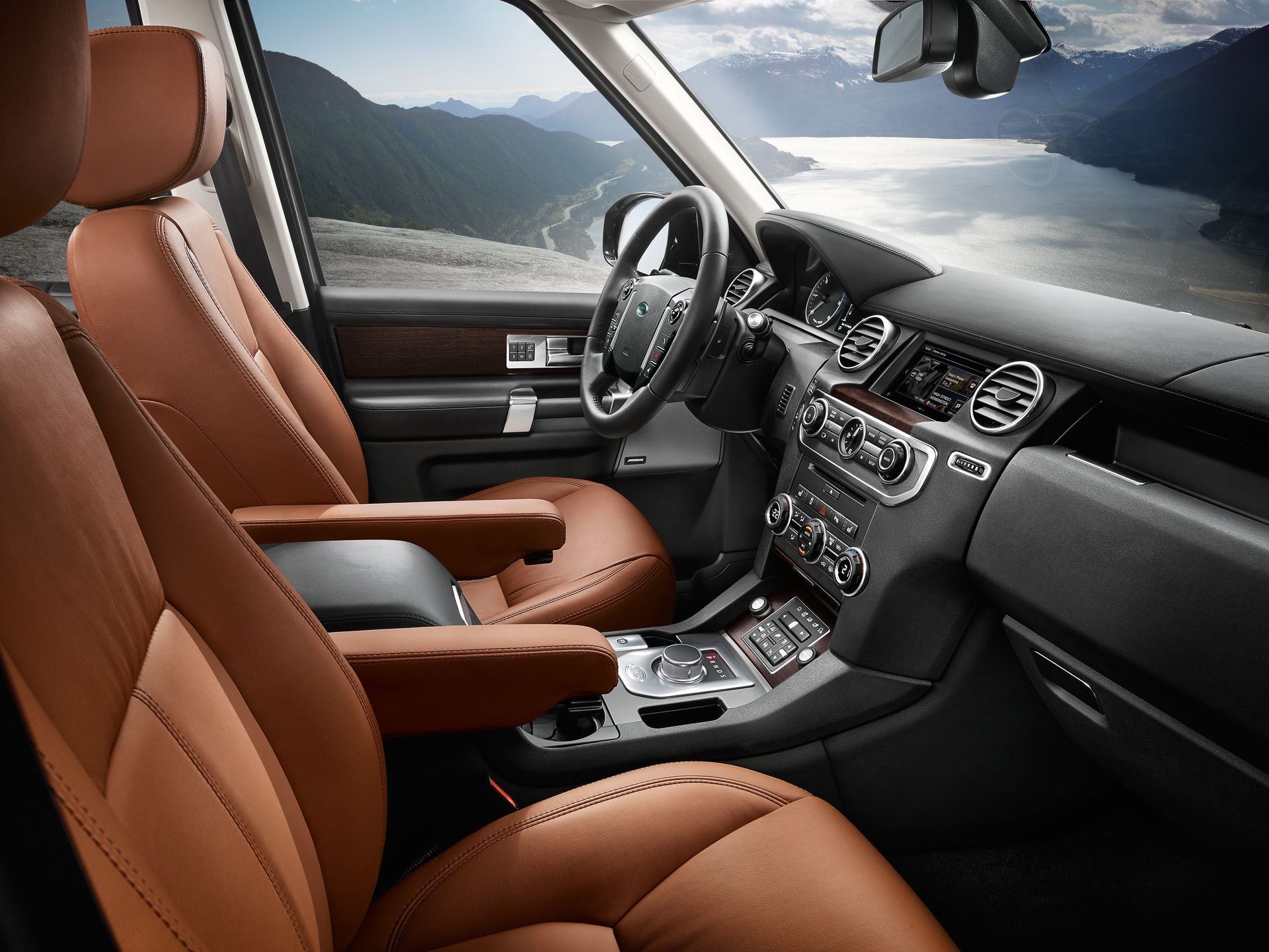 Land Rover Discovery 4