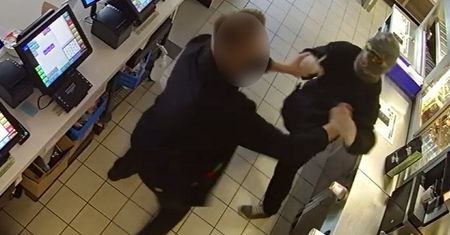 Groził nożem pracownikom restauracji. Policja szuka mężczyzny ze zdjęć