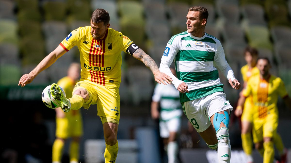 Getty Images / Mateusz Słodkowski / Na zdjęciu: Miłosz Trojak odchodzi z Korony Kielce