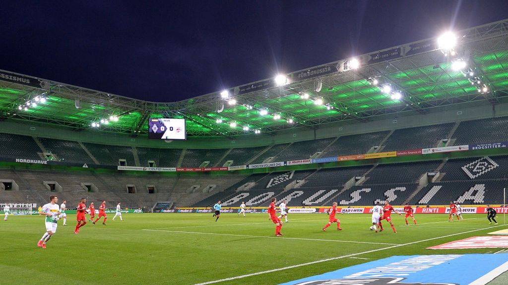 Getty Images / Ralf Treese/DeFodi Images / Zdaniem niemieckiego naukowca, w tym roku możemy zapomnieć o futbolu. Na zdjęciu kadr z meczu Borussia Moenchengladbach vs 1. FC Koeln