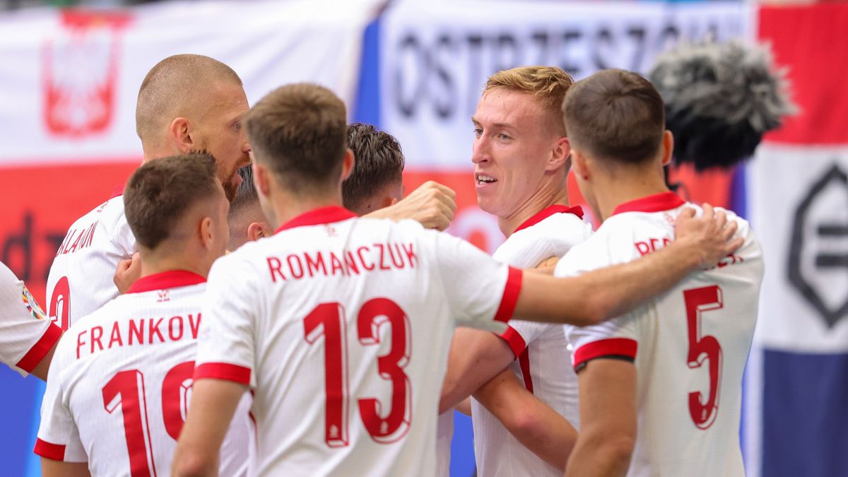 Zdjęcie okładkowe artykułu: Getty Images / Jürgen Fromme - firo sportphoto / Na zdjęciu: reprezentacja Polski