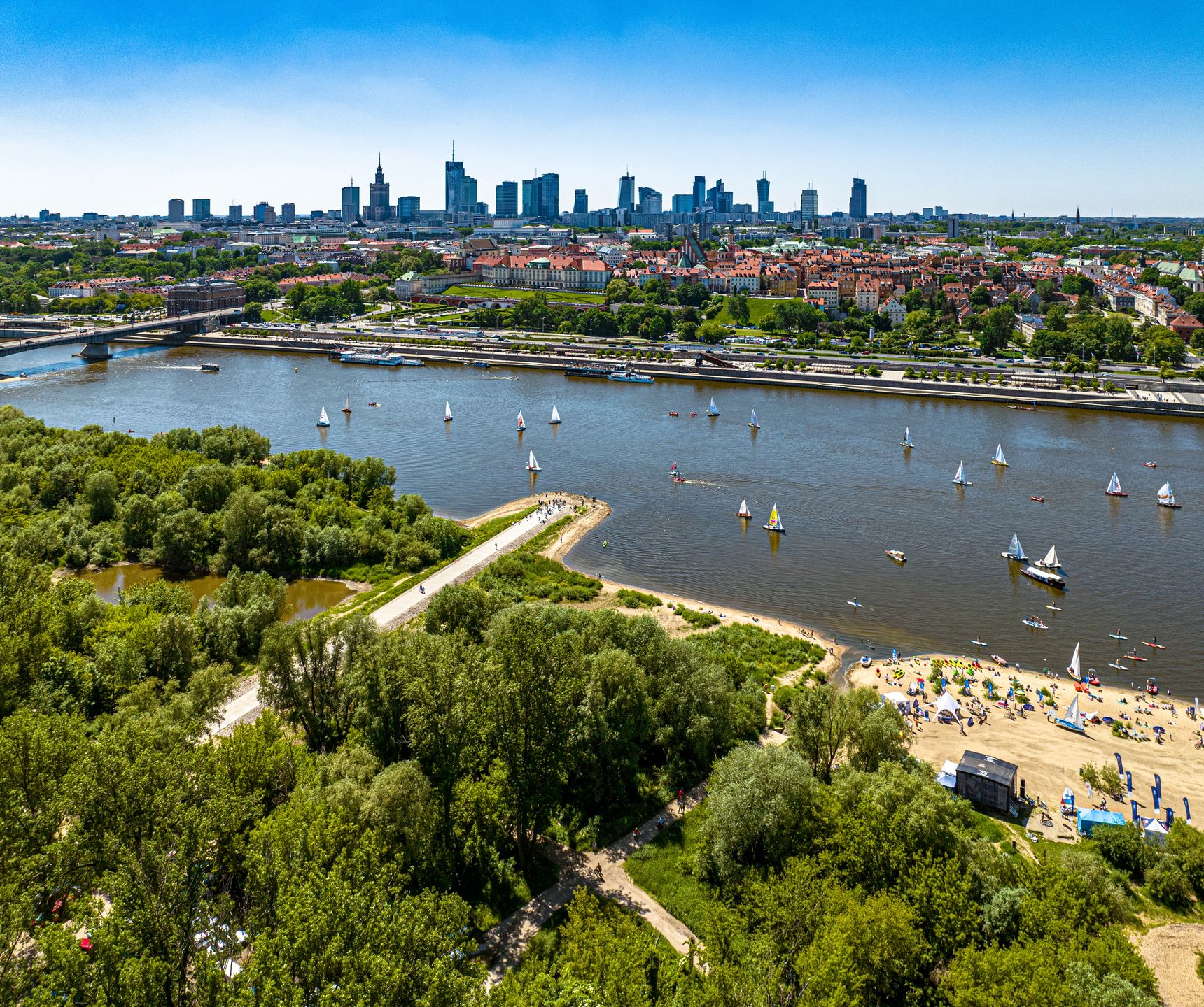 Panorama Warszawy z Wisłą