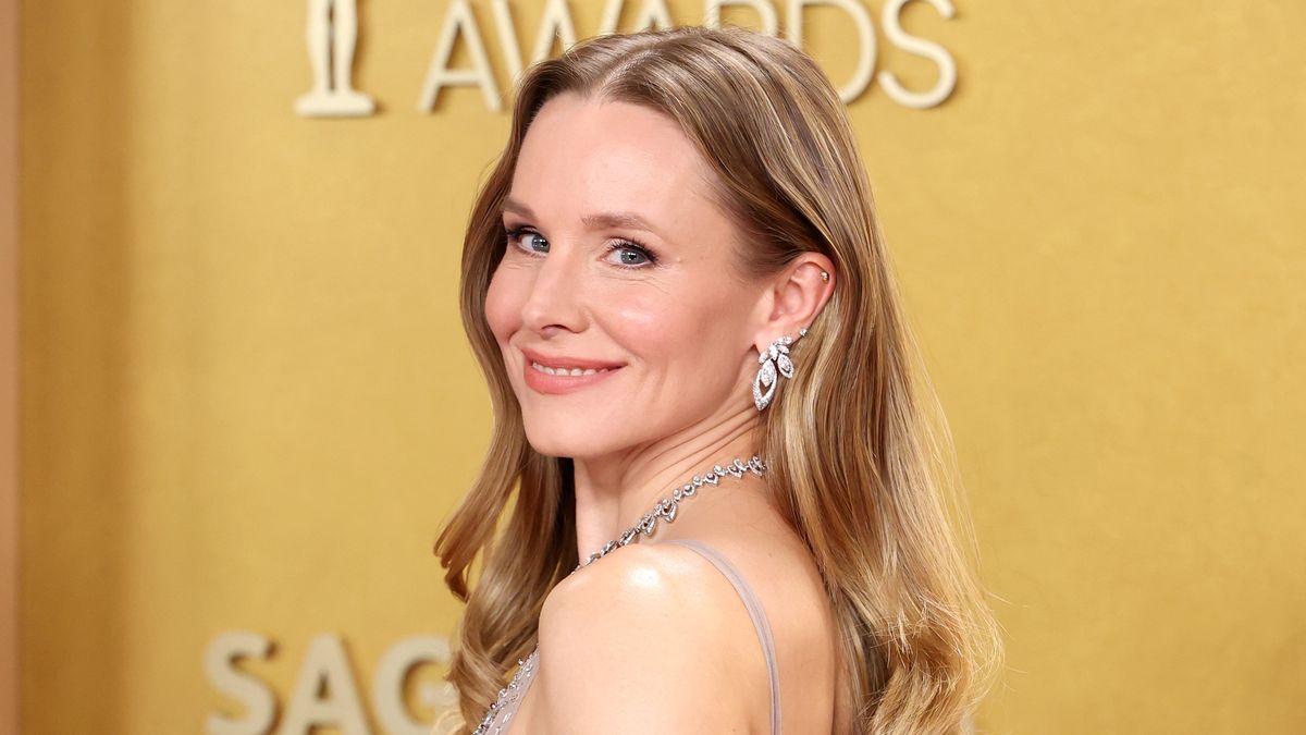 32nd Annual Actor Awards - ArrivalsLOS ANGELES, CALIFORNIA - MARCH 01: Kristen Bell attends the 32nd Annual Actor Awards at Shrine Auditorium and Expo Hall on March 01, 2026 in Los Angeles, California.  (Photo by Frazer Harrison/WireImage)Frazer Harrisonbestof, topix