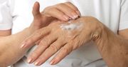 Jak odmłodzić dłonie? Ten domowy sposób działa cuda