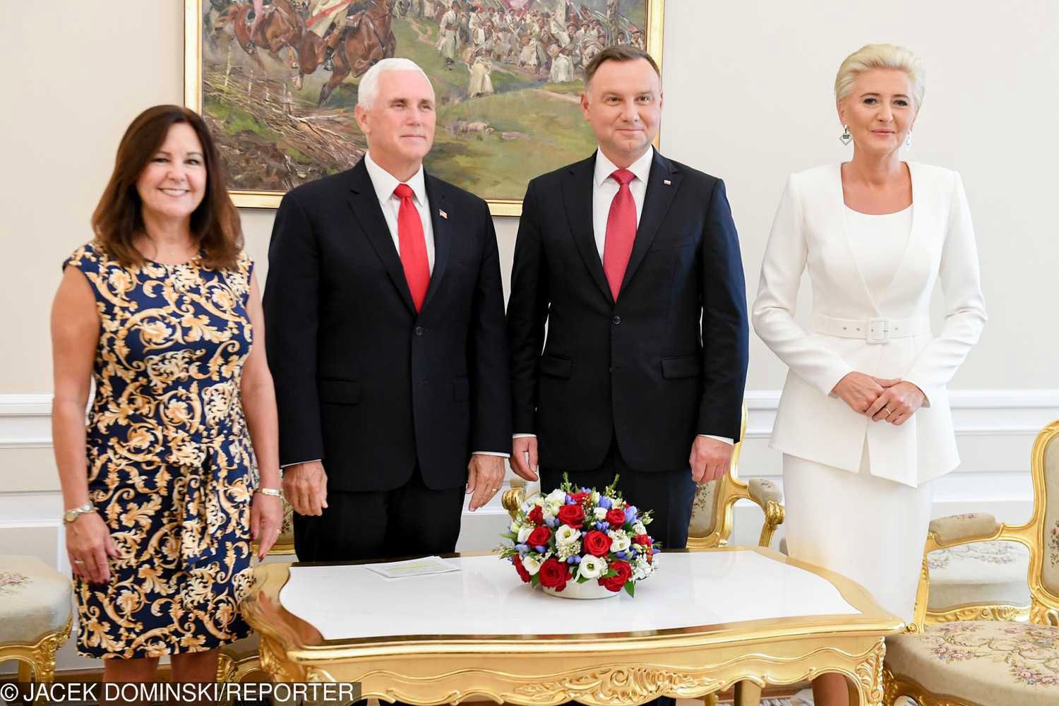 Wiceprezydent Stanów Zjednoczonych Michael Pence z żoną Karen w Polsce. Agata Duda w białej kreacji