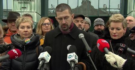 Prezes SN Małgorzata Manowska odmawia udzielenia ślubowania wybranym przez senat ławnikom. Ci zapowiadają, że nie dadzą się podzielić