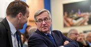 Nowy sondaż dla WP. Komorowski smutno o PO. "Nie będę z Bronkiem polemizował"