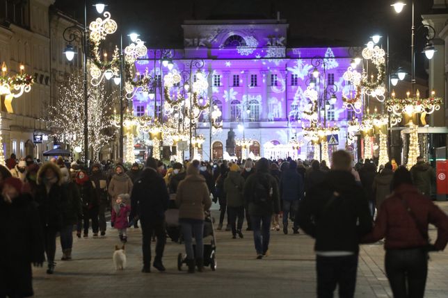 Warszawa. Mieszkańcy stolicy na Trakcie Królewskim