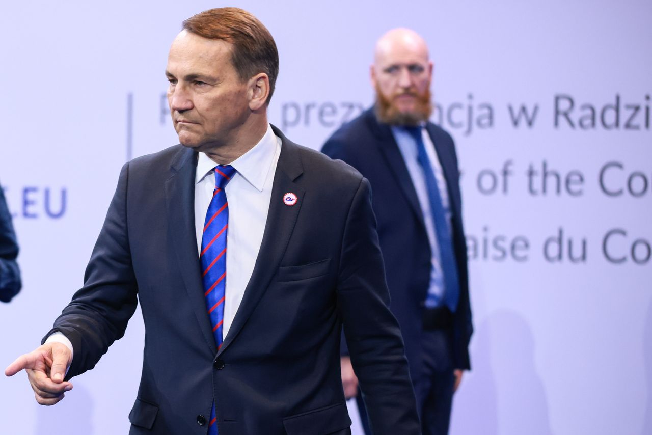 Rosja odpowiada na słowa Sikorskiego
