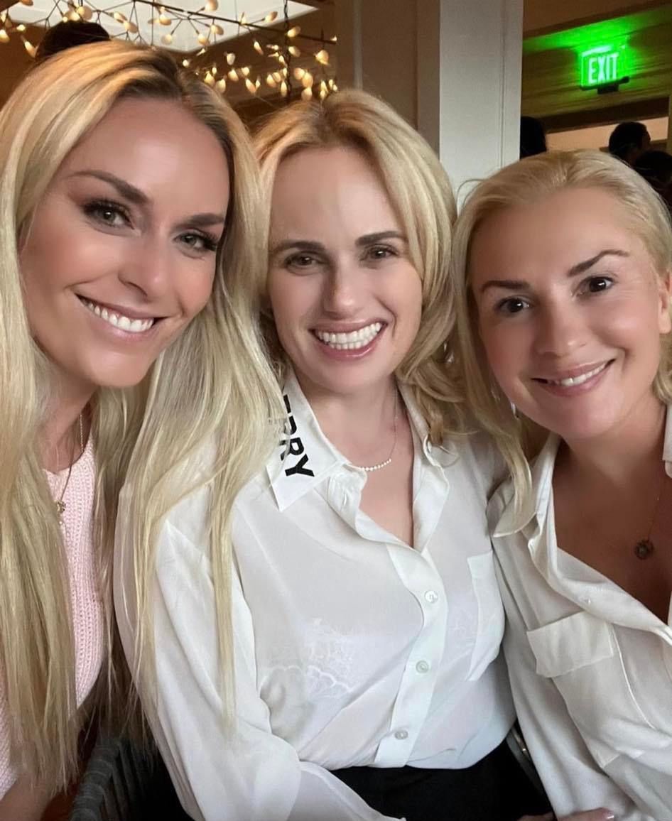 Rebel Wilson i Ramona Agruma