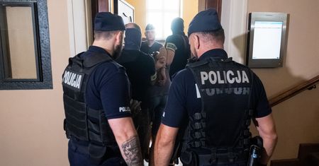Porwali i zgwałcili 14-latkę. Tak wyglądał dzień z koszmarów