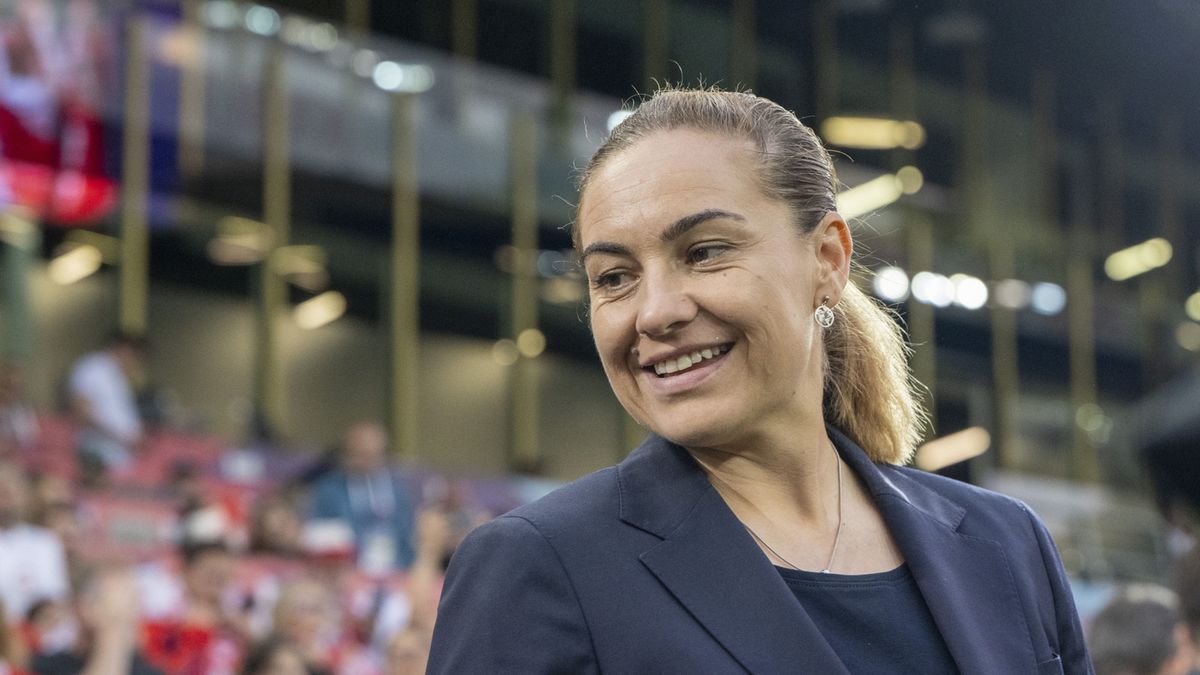 PAP/EPA / URS FLUEELER  / Na zdjęciu: trener Nina Patalon