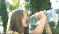 Lidl w nowej kampanii podkreśla, że „mniej plastiku to więcej na radość z życia” (wideo)