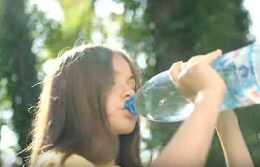 Lidl w nowej kampanii podkreśla, że „mniej plastiku to więcej na radość z życia” (wideo)