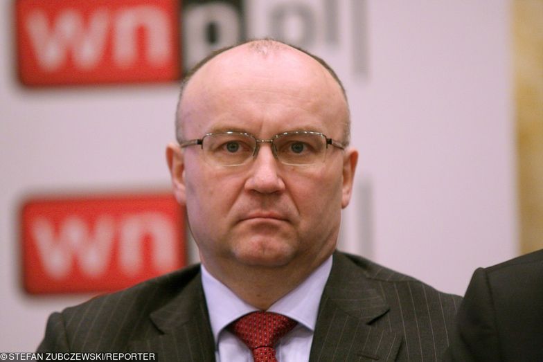 Krzysztof Sędzikowski ma wieloletnie doświadczenie menedzerwskie i opinię specjalisty  od trudnych restrukturyzacji