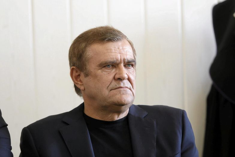 Roman Karkosik po kolejnych oskarżeniach o manipulacje zapowiedział wycofanie z giełdy