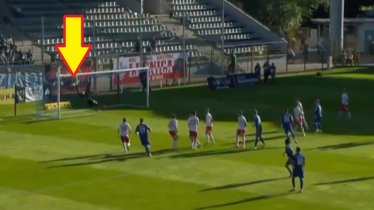 Zdjęcie okładkowe artykułu: Twitter / Screen / Polsat Sport / Na zdjęciu: Iban Salvador popisał się pięknym strzałem w meczu Miedź - Podbeskidzie