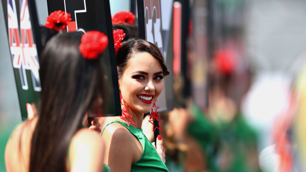 Getty Images / Mark Thompson / Na zdjęciu: grid girls podczas Grand Prix Meksyku w 2017 roku