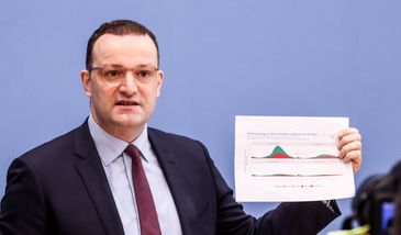 Rekord zakażeń w Niemczech. Minister zdrowia apeluje o pozostanie w domach