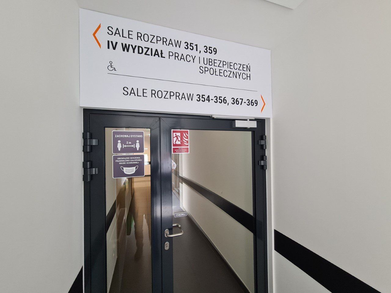 Ciężarna na L4 wzięła ślub. ZUS kazał oddawać zasiłek. Sąd zdecydował