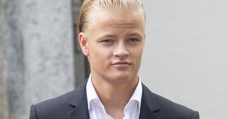 Syn Mette-Marit już w areszcie domowym. LUKSUSY zamiast więziennej celi: basen, taras, spotkania