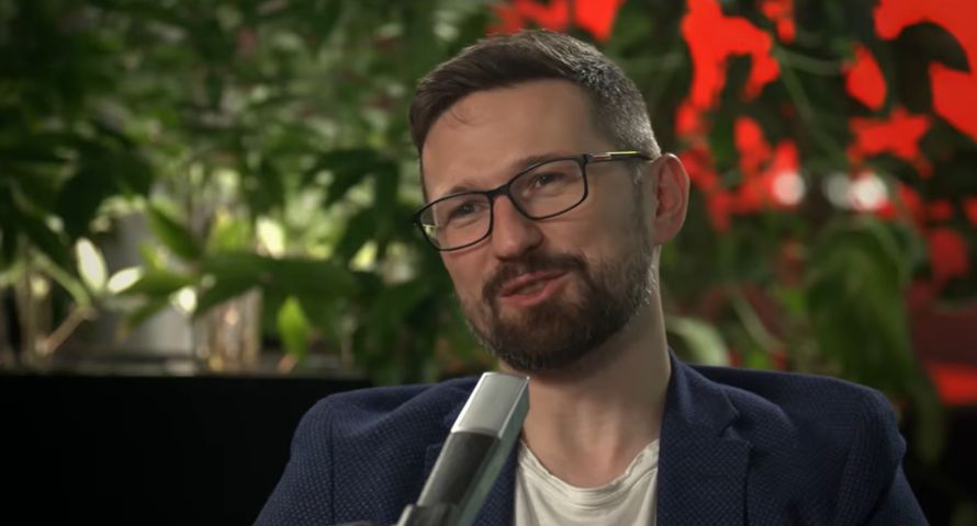 Znany reporter przechodzi z TVN24 do Wirtualnej Polski [TYLKO U NAS]