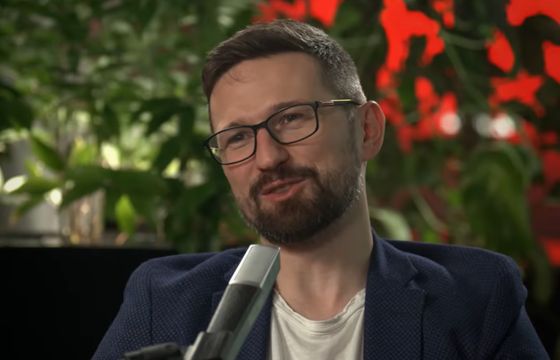 Znany reporter przechodzi z TVN24 do Wirtualnej Polski