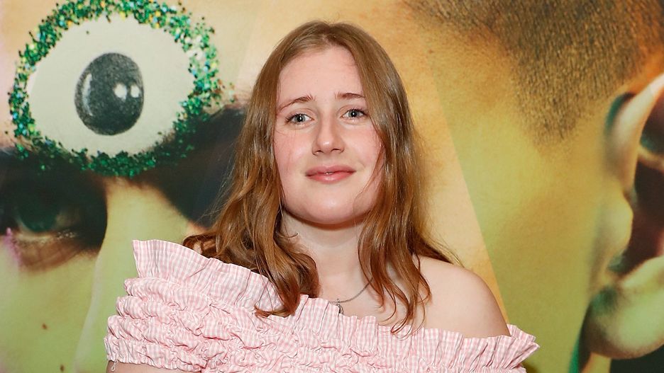 Lara Johnson-Wheeler, córka premiera Wielkiej Brytanii, znalazła się w ogniu krytyki