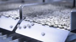 Doustny lek przeciw COVID-19 zatwierdzony. Jak Paxlovid leczy COVID-19?